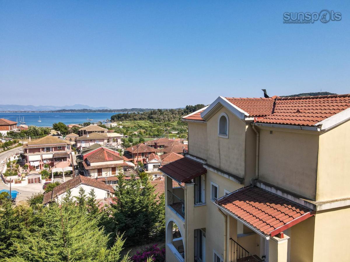 Villa Konstantina Petriti  Exterior photo